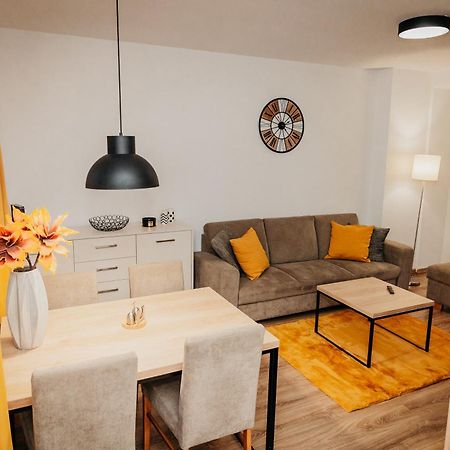 Old Town City Center Apartment 2 - Private Parking Included Kosice Exterior photo