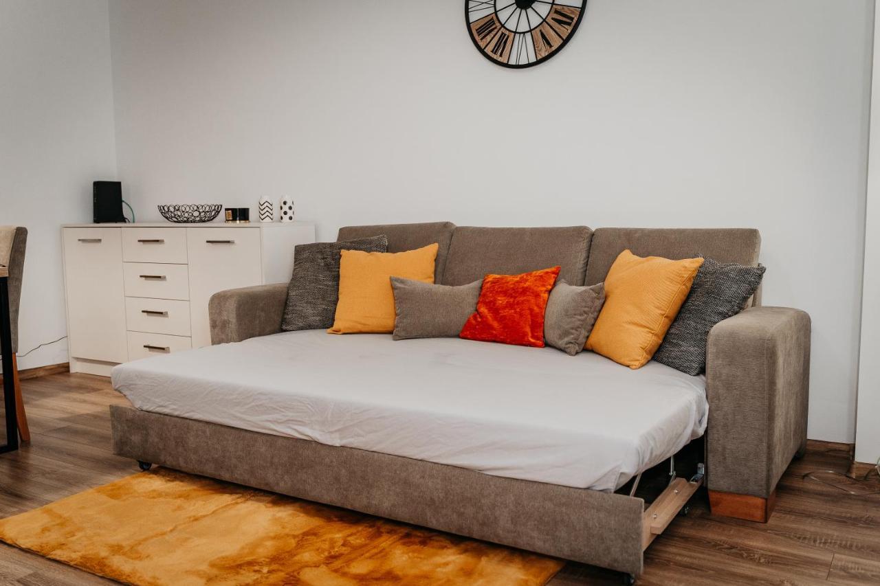 Old Town City Center Apartment 2 - Private Parking Included Kosice Exterior photo